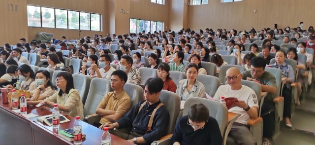 活動現(xiàn)場圖?；顒臃焦﹫D.jpg