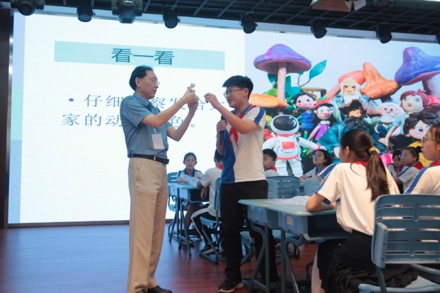 活動現(xiàn)場圖?；顒臃焦﹫D.jpg