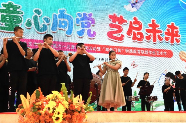 活動(dòng)現(xiàn)場(chǎng)，學(xué)校供圖.jpg